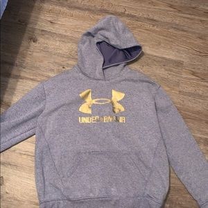 Grey Under Armor Sweatshirt/ Hoodie Youth Large